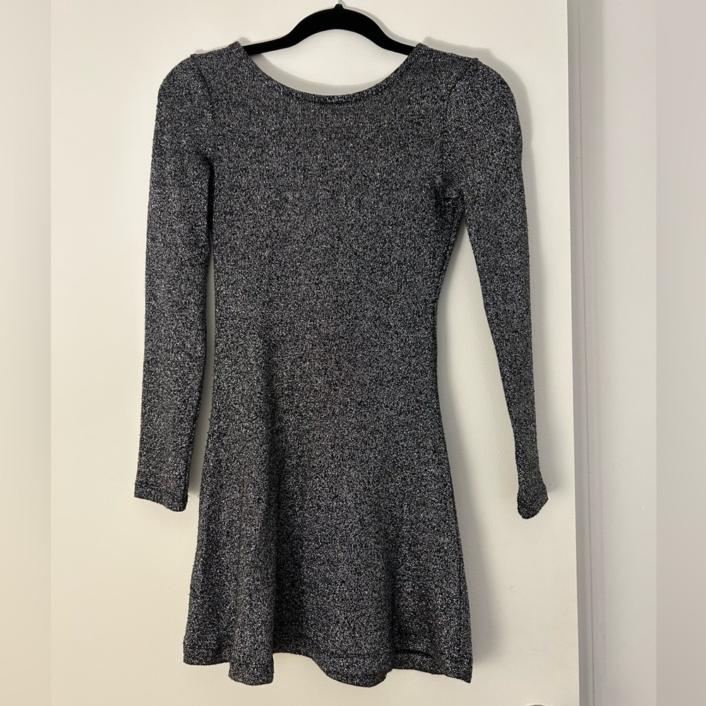 French Connection Silver Metallic Glittery Sparkly Long Sleeve Dress; size 0